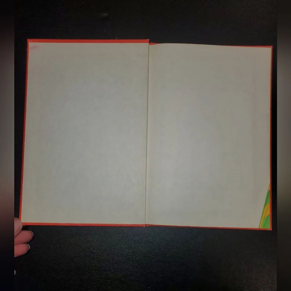 First Edition Snoopy and the Red Baron Book By Charles M. Schultz - 1966 - Picture 2 of 11